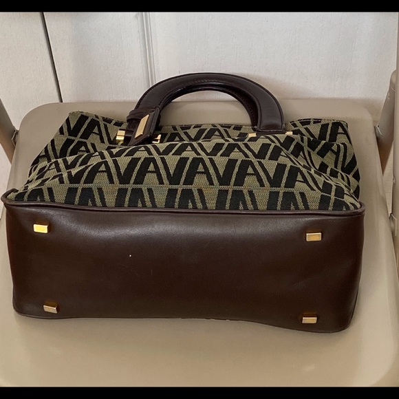 Adrienne vittadini handbag. - Picture 6 of 11